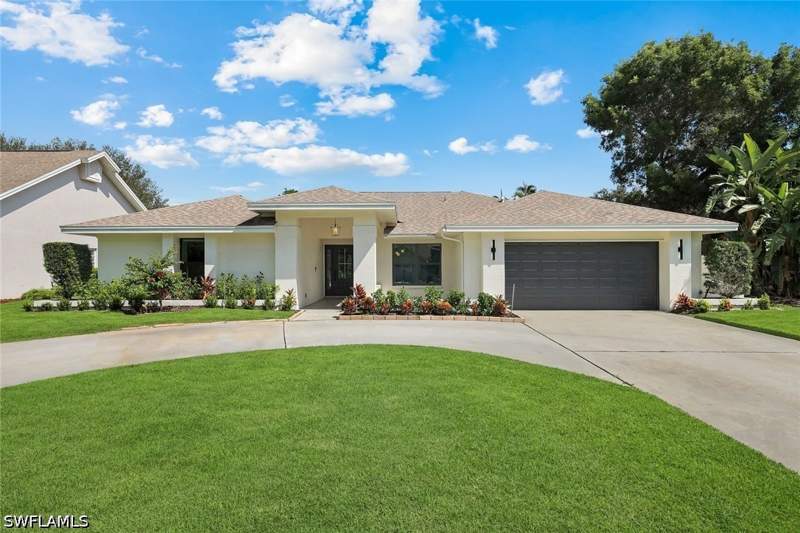 5 bedroom SingleFamilyResidence at 9973 Boca Ave N, Boca Palms, Naples — photo 2