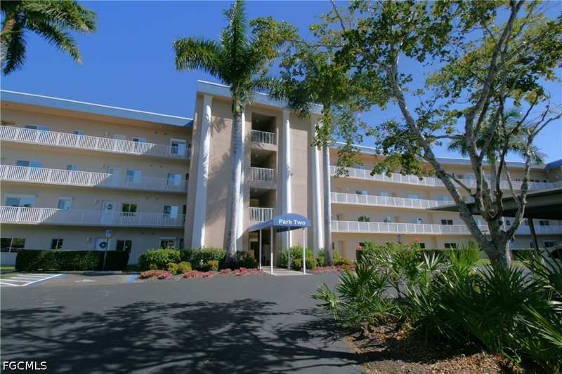 2 bedroom Condominium at 14931 Park Lake Dr 303, The Park At Lakewood, Fort Myers — photo 1