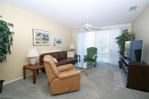 14931 Park Lake Dr 303, Fort Myers FL - photo 13 of 33