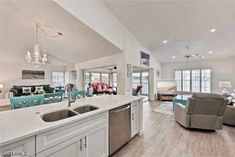 13958 Southampton Dr 4303, Bonita Springs FL - photo 8 of 35