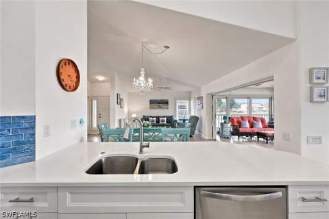 13958 Southampton Dr 4303, Bonita Springs FL - photo 9 of 35