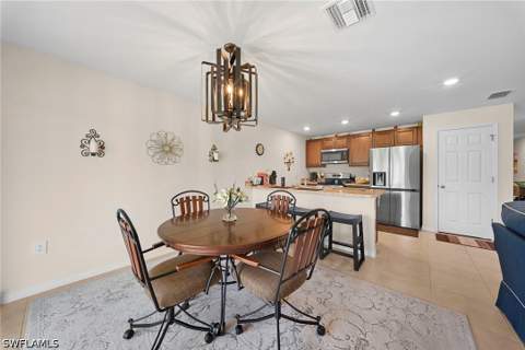 544 Woodview Dr, Lehigh Acres FL - photo 13 of 31