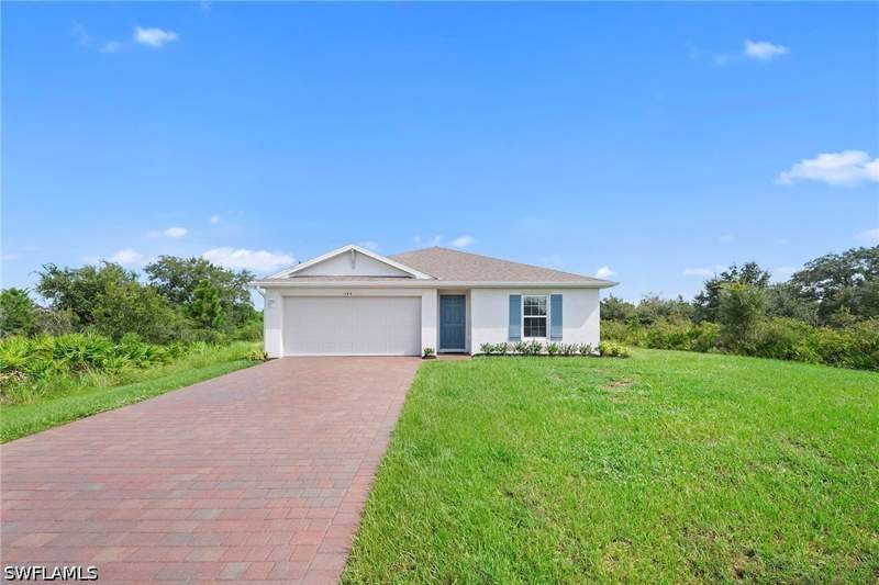 4 bedroom SingleFamilyResidence at 544 Woodview Dr, Lehigh Acres, Lehigh Acres — photo 2