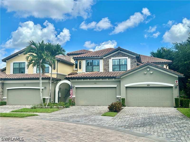 3 bedroom Condominium at 9511 Napoli Ln 202, Di Napoli, Naples — photo 1