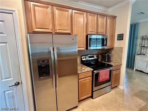9511 Napoli Ln 202, Naples FL - photo 7 of 27