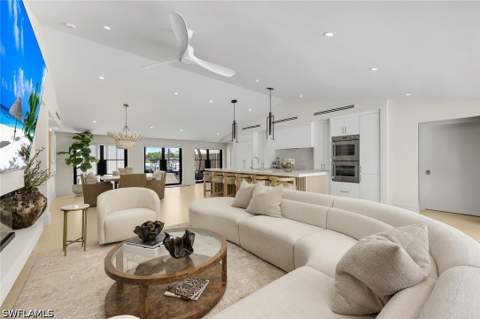 1095 Sandpiper St, Naples FL - photo 11 of 50
