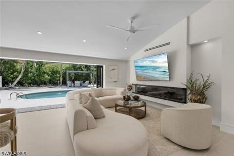 1095 Sandpiper St, Naples FL - photo 13 of 50