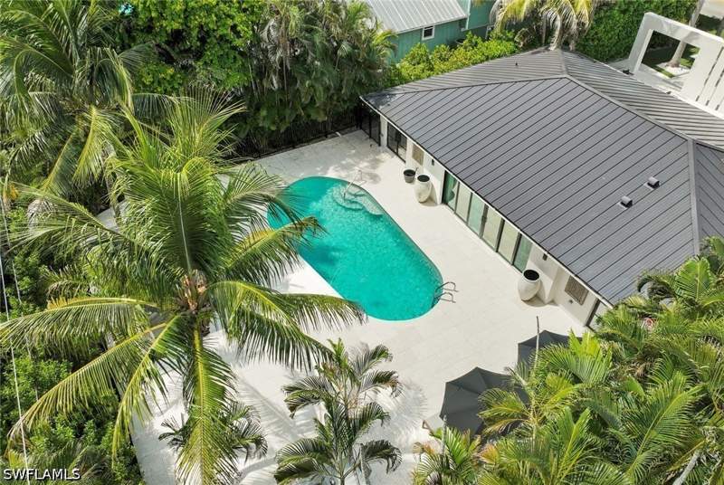 3 bedroom SingleFamilyResidence at 1095 Sandpiper St, Oyster Bay, Naples — photo 4