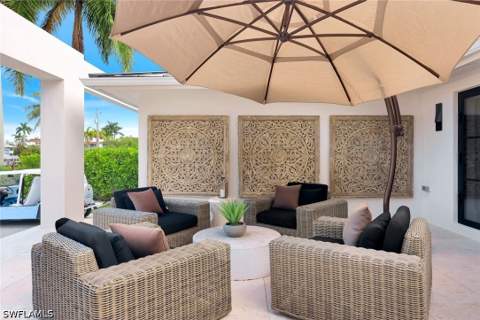 1095 Sandpiper St, Naples FL - photo 6 of 50