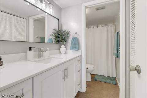 1001 Foxfire Ln 109, Naples FL - photo 17 of 45