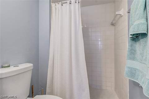1001 Foxfire Ln 109, Naples FL - photo 18 of 45