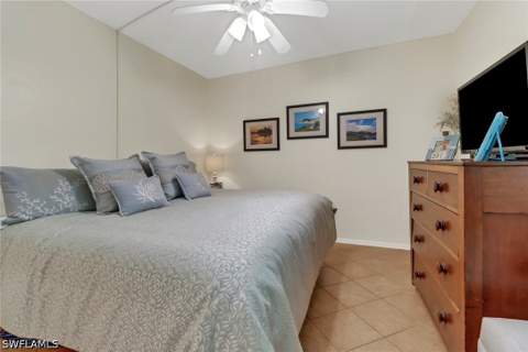 1001 Foxfire Ln 109, Naples FL - photo 22 of 45