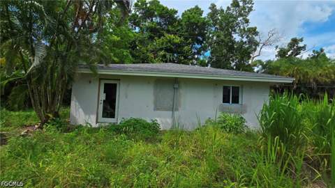 3689 Liberty Sq, Fort Myers FL - photo 20 of 27