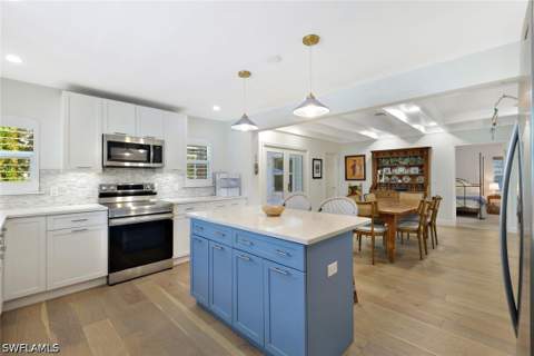 1063 Frank Whiteman Blvd, Naples FL - photo 9 of 34