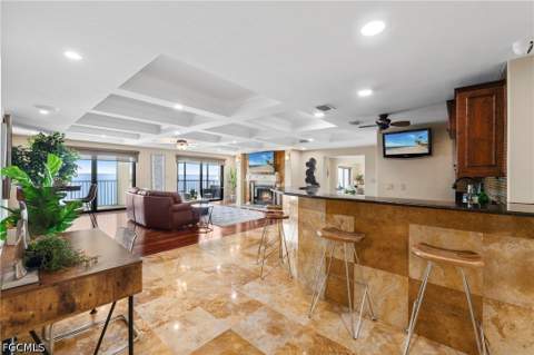 1920 Virginia Ave 902, Fort Myers FL - photo 7 of 50