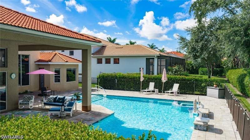 5 bedroom SingleFamilyResidence at 19428 La Serena Dr, Belle Lago, Estero — photo 3