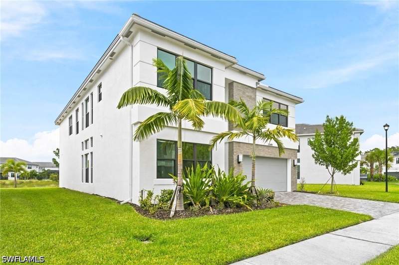 5 bedroom SingleFamilyResidence at 20419 Fair Oak Ln, Rivercreek In Estero, Estero — photo 2