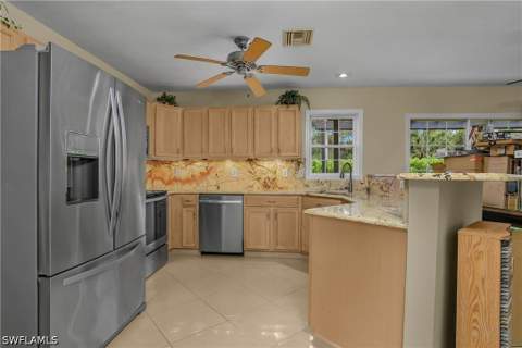 538 Leawood Cir, Naples FL - photo 21 of 45