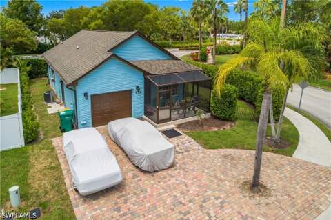 538 Leawood Cir, Naples FL - photo 8 of 45