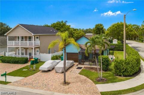 538 Leawood Cir, Naples FL - photo 9 of 45