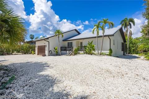 13270 Electron Dr, Fort Myers FL - photo 6 of 33