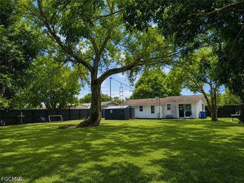 3 bedroom SingleFamilyResidence at 480 Valley Dr, Lehigh Acres, Lehigh Acres — photo 2