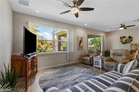 12841 Seaside Key Ct, North Fort Myers FL - photo 11 of 37