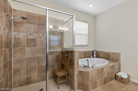 12841 Seaside Key Ct, North Fort Myers FL - photo 15 of 37
