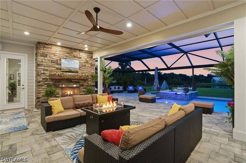 4 bedroom SingleFamilyResidence at 12452 Limestone Ct, Horse Creek, Fort Myers — photo 2