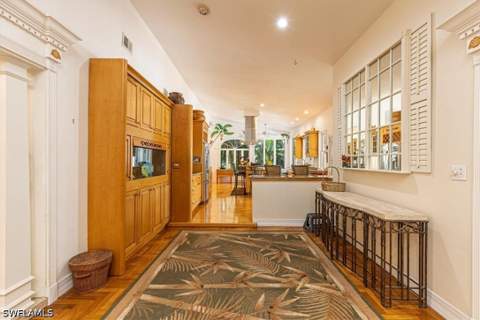 221 Viking Way, Naples FL - photo 15 of 34