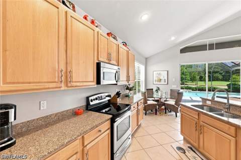 11740 Carradale Ct, Naples FL - photo 10 of 50