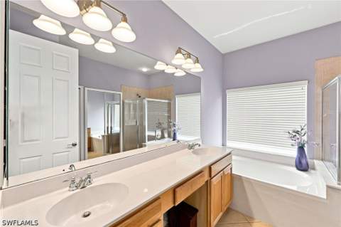 11740 Carradale Ct, Naples FL - photo 16 of 50