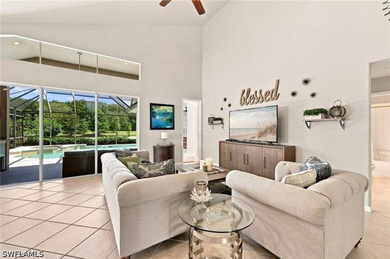 3 bedroom SingleFamilyResidence at 11740 Carradale Ct, Bramble Pointe, Naples — photo 5