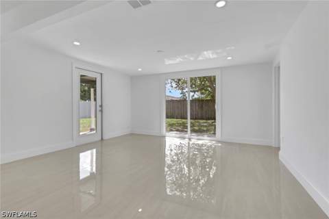 2181 52nd Ln SW, Naples FL - photo 10 of 27