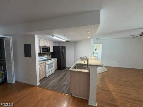 1767 Four Mile Cove Pkwy 824, Cape Coral FL - photo 11 of 14