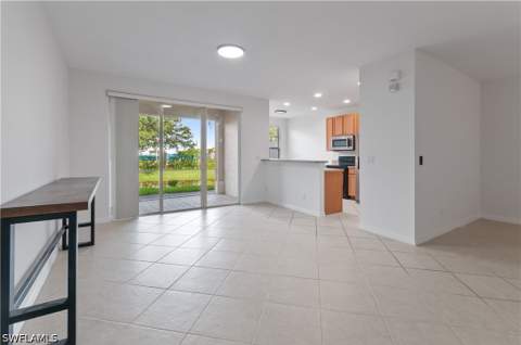 3846 Cherrybrook Loop, Fort Myers FL - photo 8 of 35