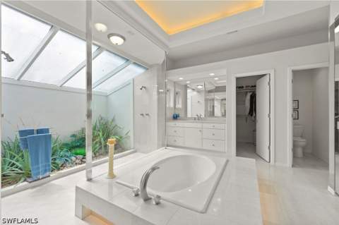 3491 Pond Apple Ct, Bonita Springs FL - photo 23 of 50