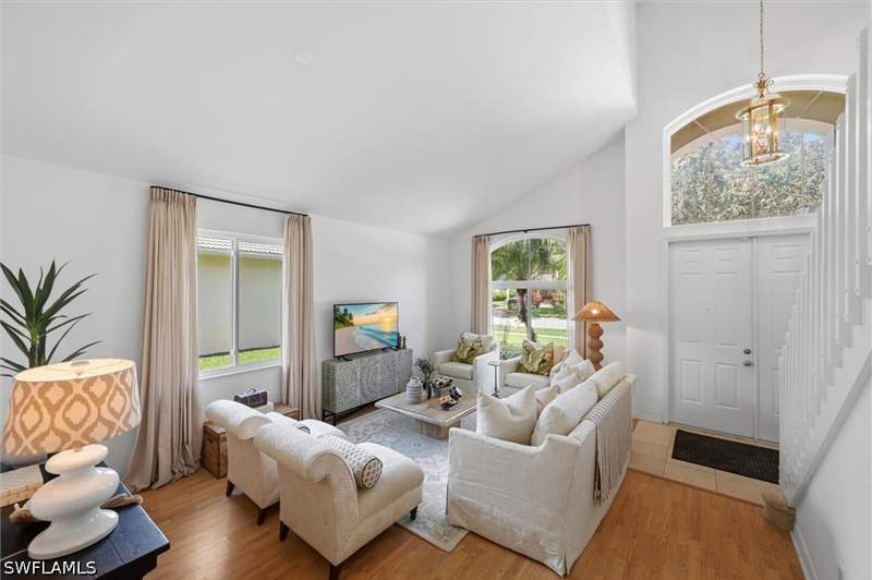 3 bedroom SingleFamilyResidence at 1892 Par Dr, Valencia Country Club, Naples — photo 2