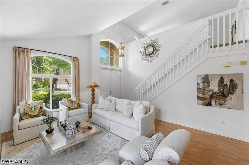 3 bedroom SingleFamilyResidence at 1892 Par Dr, Valencia Country Club, Naples — photo 3