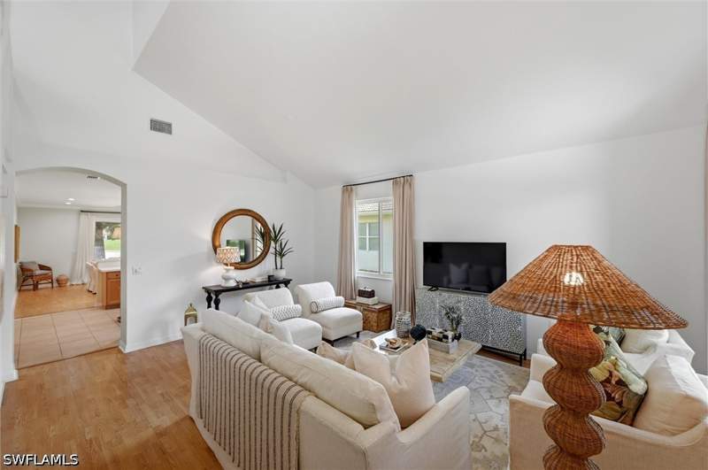 3 bedroom SingleFamilyResidence at 1892 Par Dr, Valencia Country Club, Naples — photo 4