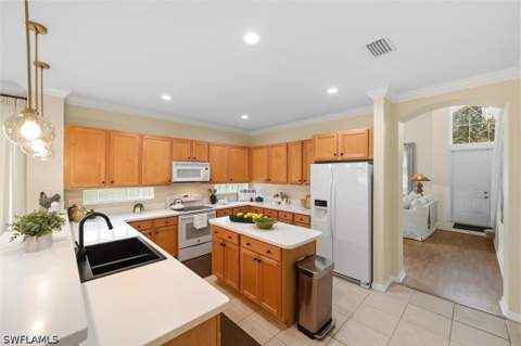 1892 Par Dr, Naples FL - photo 9 of 37