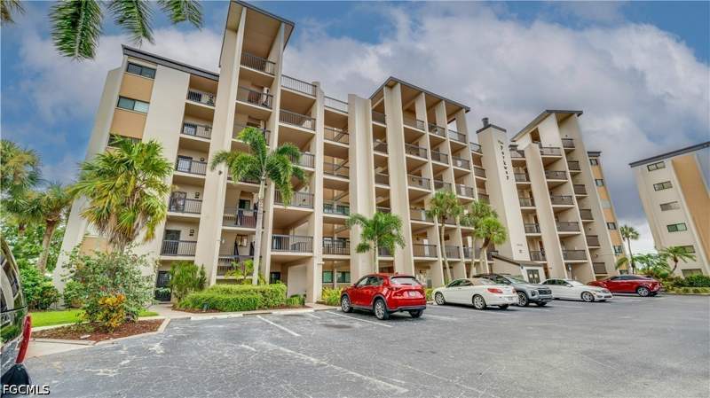 2 bedroom Condominium at 3458 Hancock Bridge Pkwy 131, Parkway Condo, North Fort Myers — photo 3