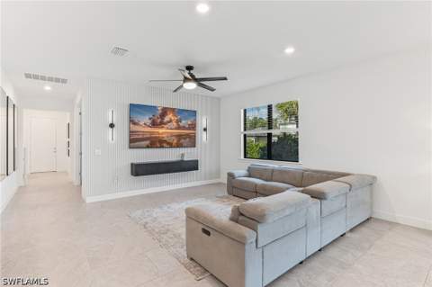 18230 Parksville Dr, Estero FL - photo 10 of 33