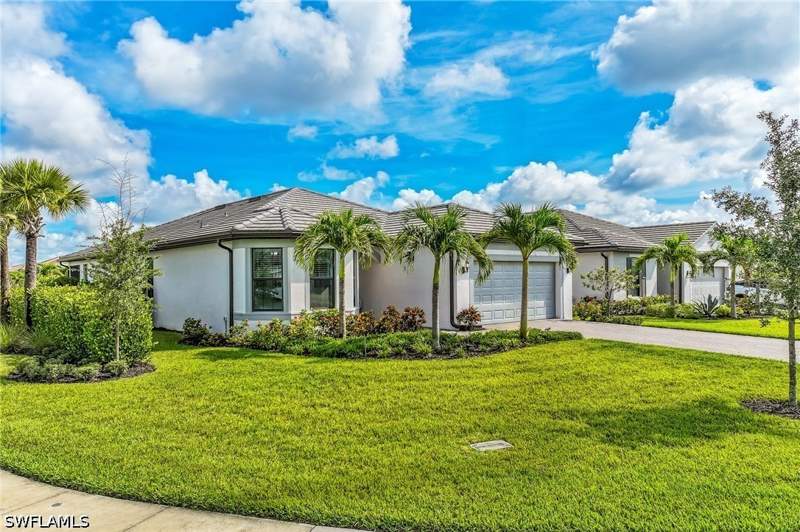 3 bedroom SingleFamilyResidence at 18230 Parksville Dr, Verdana Village, Estero — photo 2