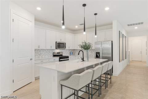 18230 Parksville Dr, Estero FL - photo 8 of 33
