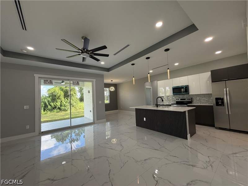 3 bedroom SingleFamilyResidence at 3108 19th St SW, Lehigh Acres, Lehigh Acres — photo 4