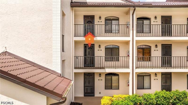 2 bedroom Condominium at 16470 Kelly Cove Dr 2846, Manor, Fort Myers — photo 3