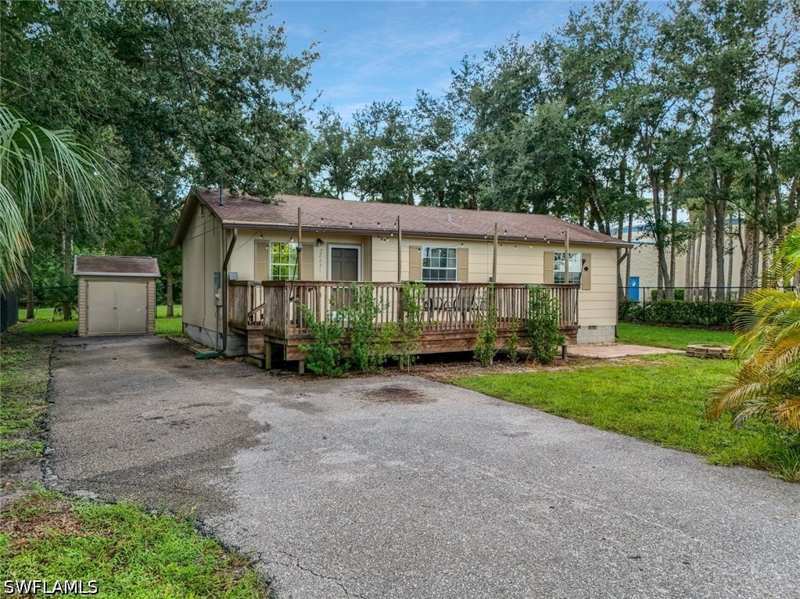 3 bedroom SingleFamilyResidence at 28431 Windsor Rd, Bonita Springs, Bonita Springs — photo 1