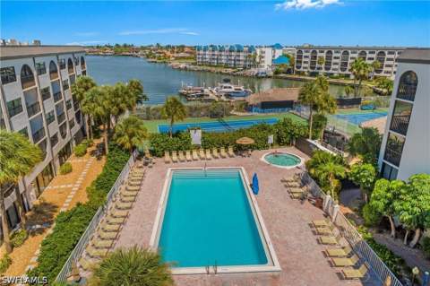 1024 Anglers Cv C308, Marco Island FL - photo 8 of 36