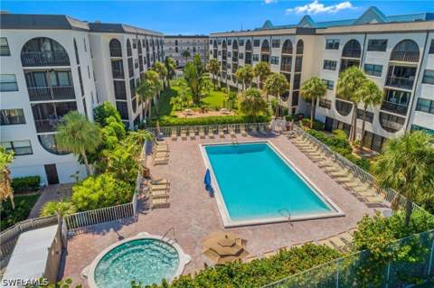 1024 Anglers Cv C308, Marco Island FL - photo 9 of 36